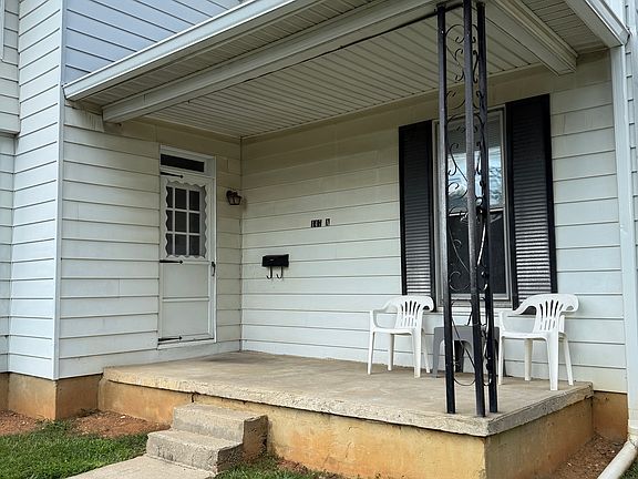 2nd image of 147 E Green St #A