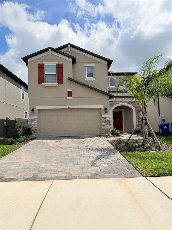 4 bed, 3.0 bath, 2615 sqft, $2,699 — Photo 4