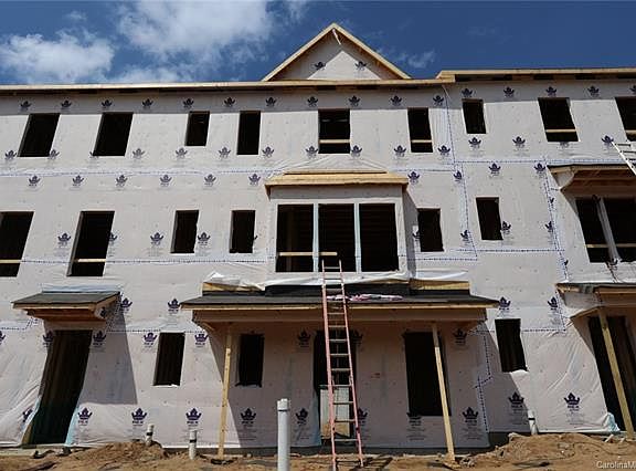 2nd image of 9439 Ainslie Downs St #84