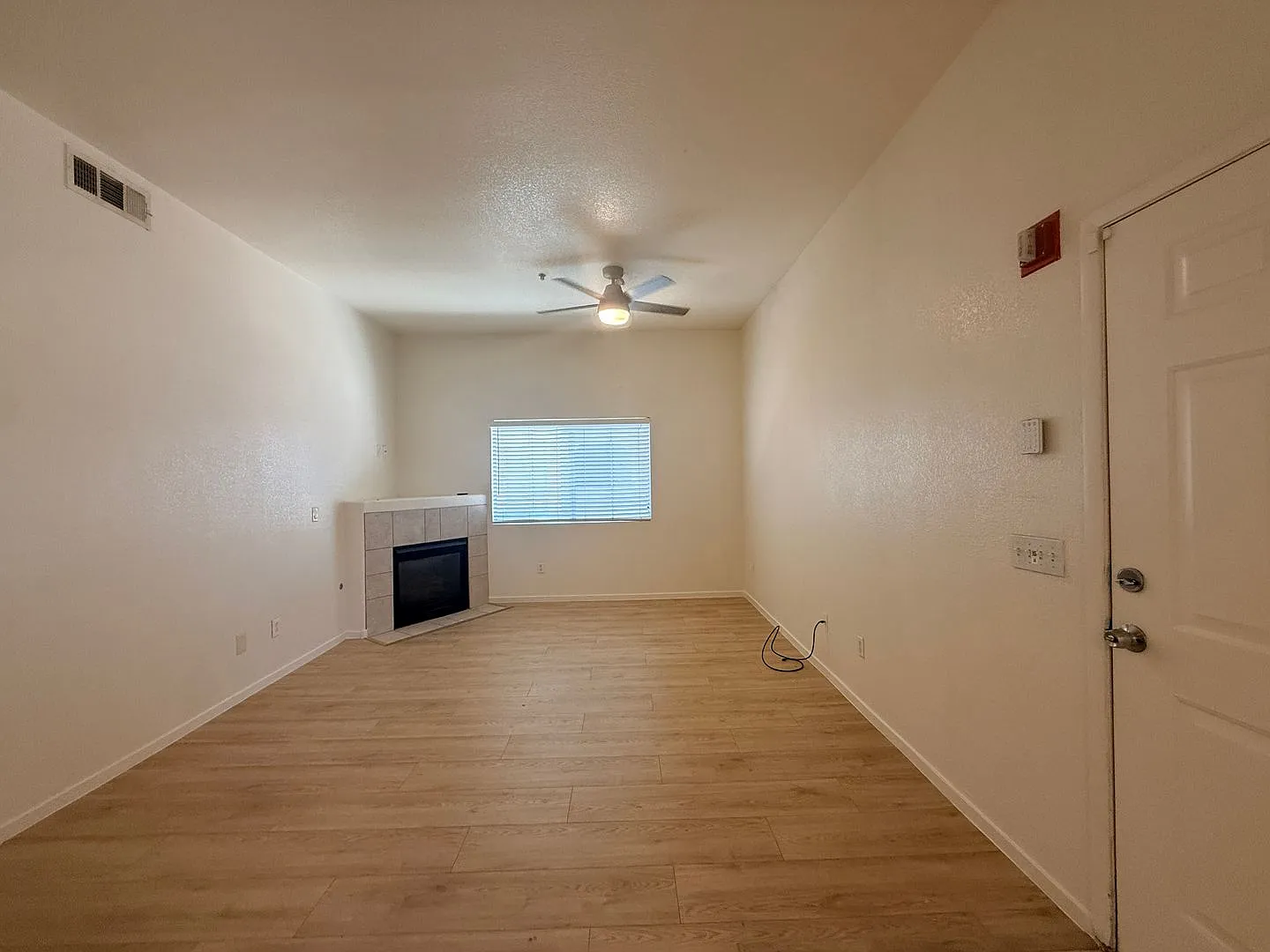 Beautifully Renovated 3-Bedroom Home Move-In Ready! — Photo 3