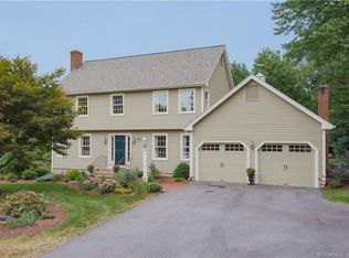 84 Chapman Dr, Glastonbury, CT 06033