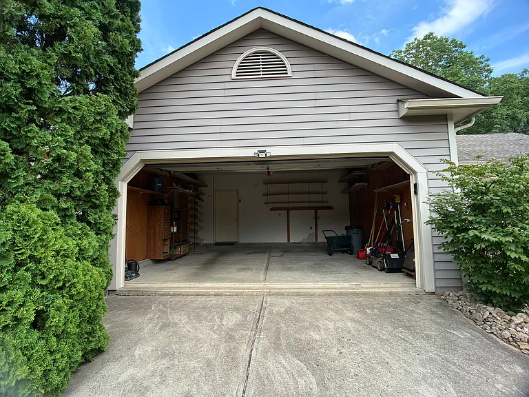 6400 Belmont Park Ct — Photo 53