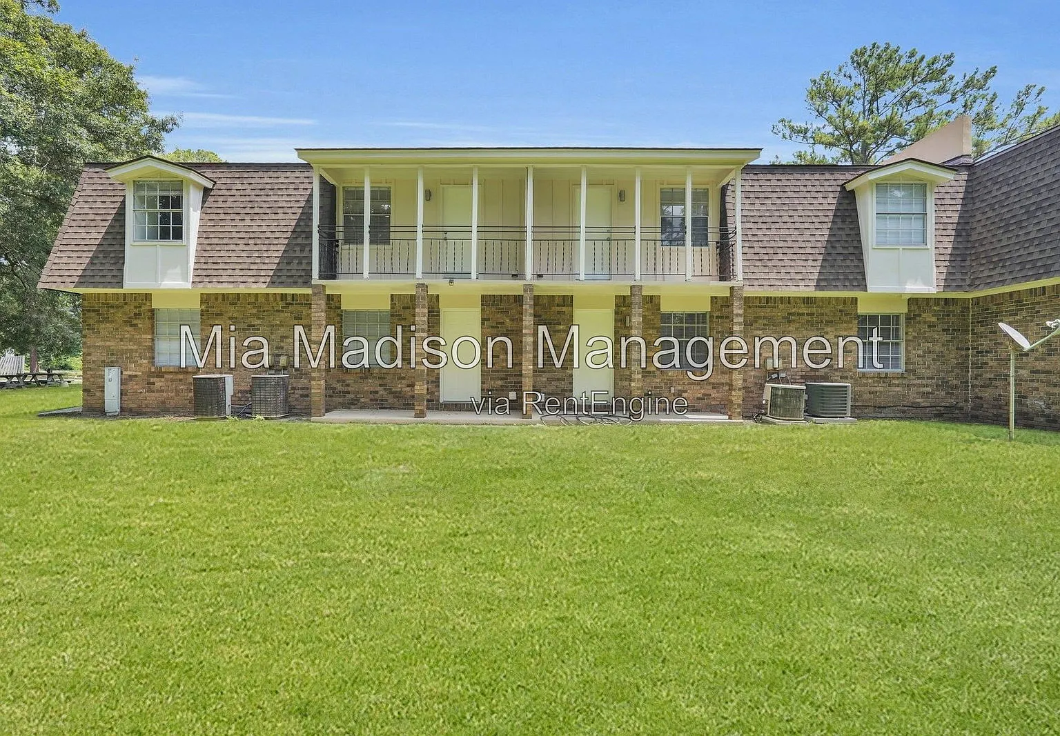 2 bed, 1.0 bath, 1000 sqft, $1,325 — Photo 3