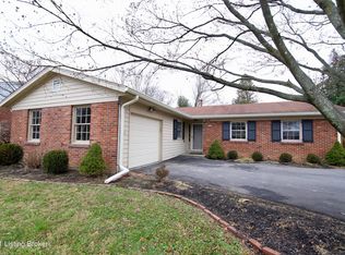 2115 Westridge Rd, Louisville, KY 40242