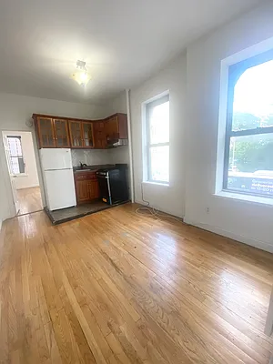 Rented by MOTION New York | media 31