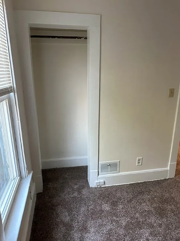 2 bed, 650 sqft, $1,200 — Photo 2