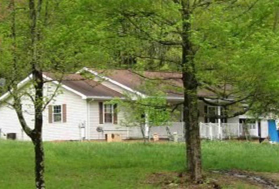 2nd image of 2139 Coalfield Trl