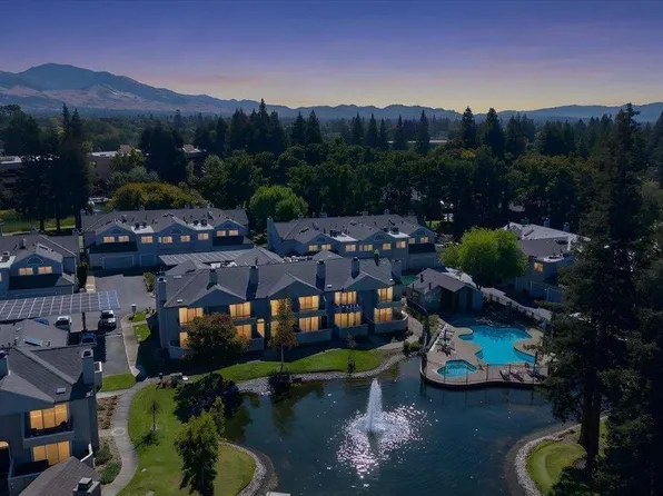 317 Rock Creek Way, Pleasant Hill, CA 94523