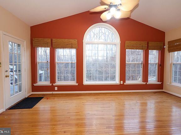 3rd image of 1200 Strausberg St