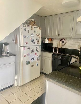 5th image of 200 Falls Blvd Unit D310