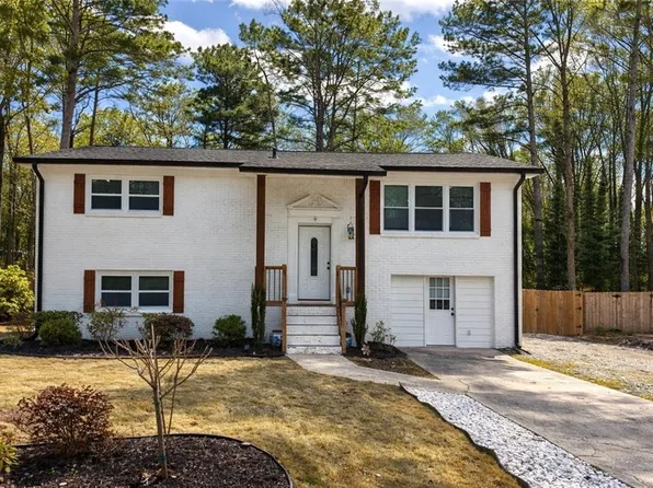 547 Windsor Dr, Forest Park, GA 30297