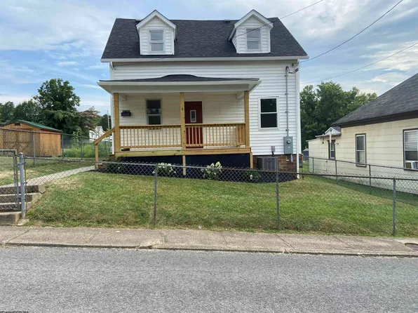 104 Thorn St, Clarksburg, WV 26301