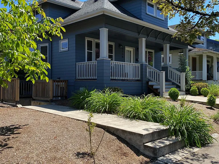 4736 NE 25th Ave #B — Photo 1