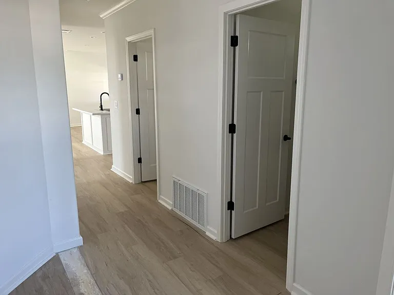 7815 Lakeshore Dr #3031 — Photo 11