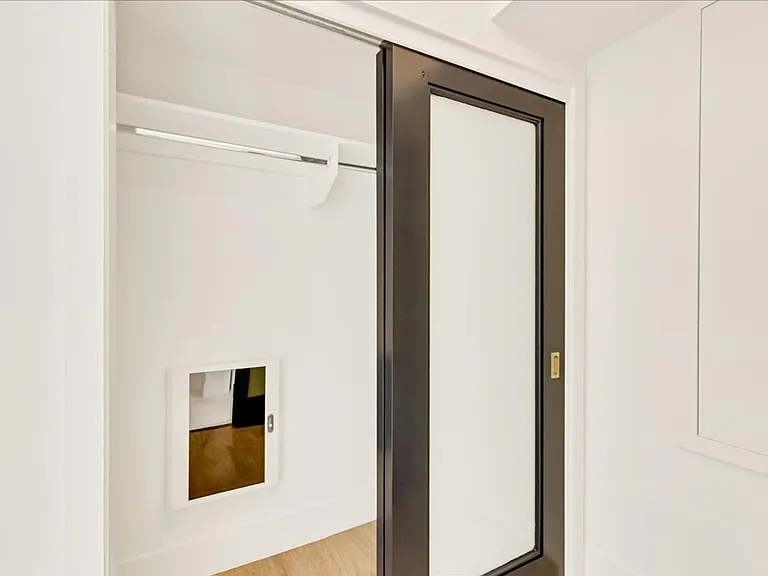 210 S Hamilton Dr #9 — Photo 15