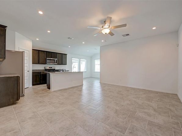 1123 Lipizzan Ln
