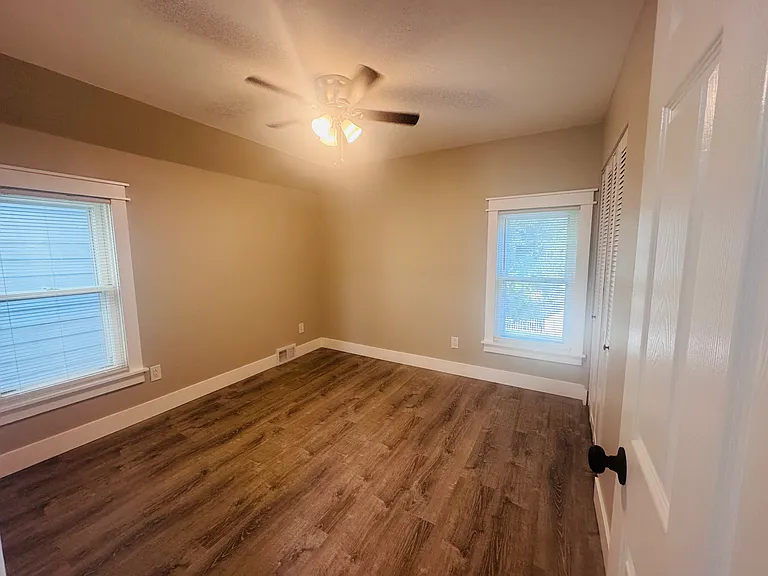 9809 Baltic Rd — Photo 18