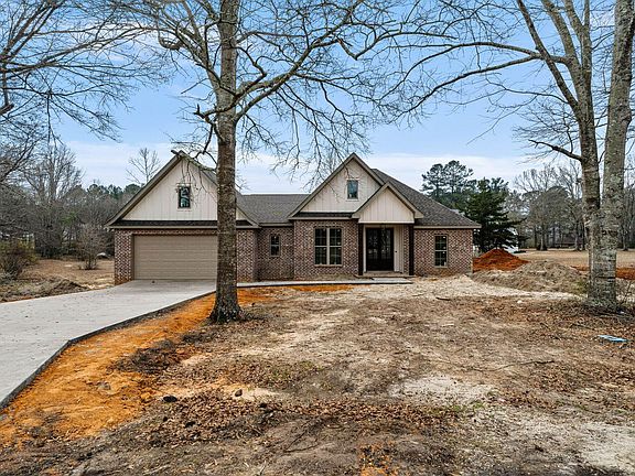 3rd image of 76 Robinwood Pl