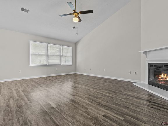5th image of 3424 Promenade Dr