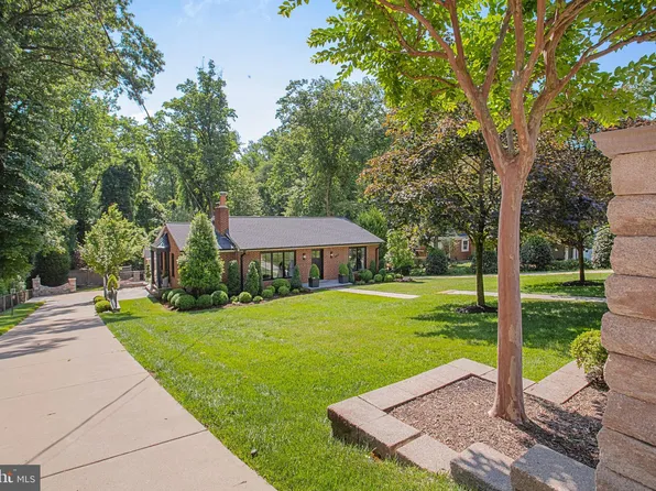 4839 Chowan Ave, Alexandria, VA 22312