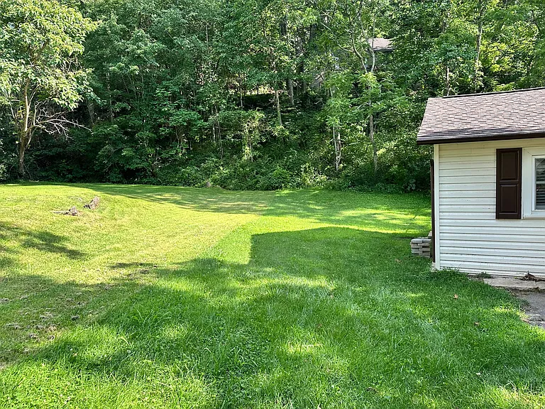 139 Spooks Branch Rd — Photo 10