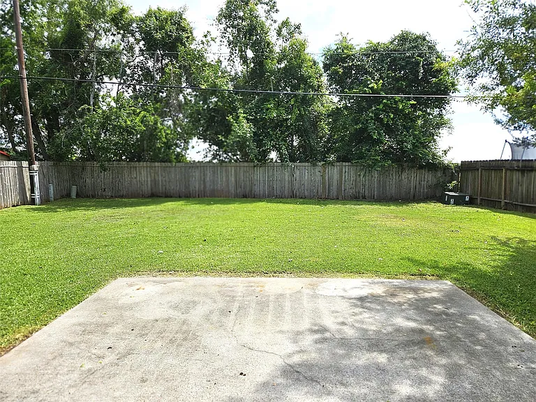 2515 Heritage Colony Dr — Photo 13