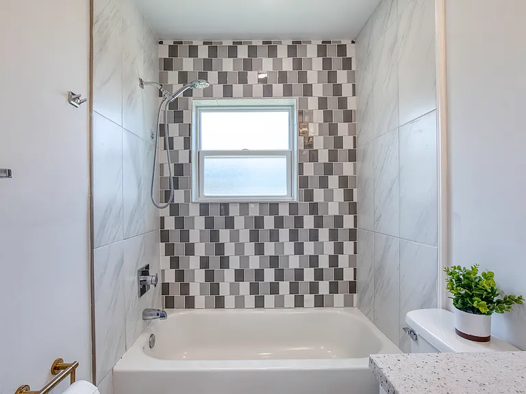 130 Harrison Rd — Photo 27
