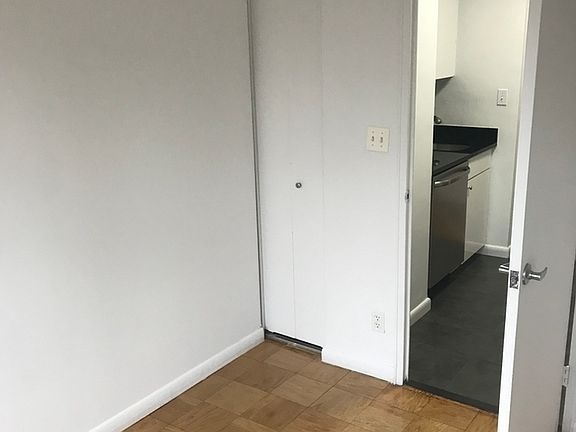 4th image of 245 E 63rd St APT 29C