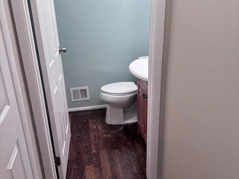 13767 Cabells Mill Dr — Photo 5