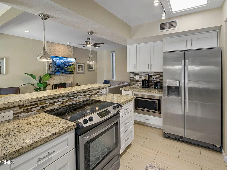 6609 E Phelps Rd — Photo 43