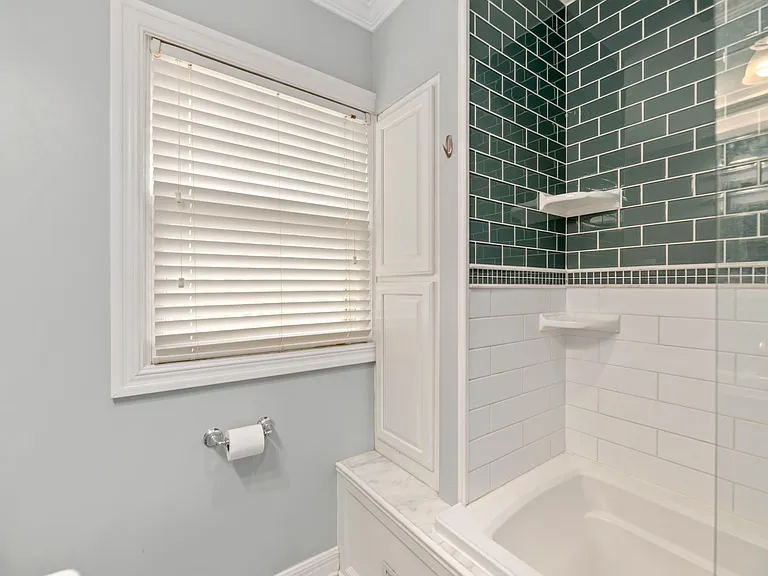 425 N Bluff Ave — Photo 23