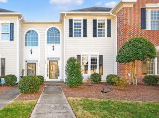 210 Anniston Ct, Cary, NC 27519