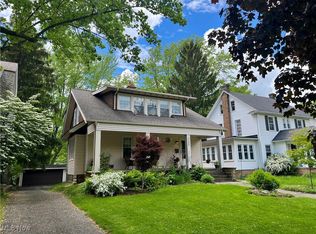 2508 Queenston Rd, Cleveland Heights, OH 44118