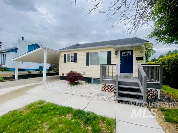 1302 7th St, Clarkston, WA 99403