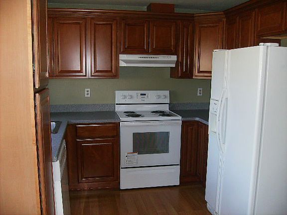 5th image of 1826 S Monroe St