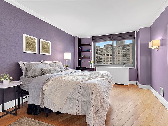 4th image of 2025 Broadway APT 20A