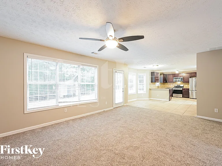 640 Alcovy Springs Dr — Photo 4