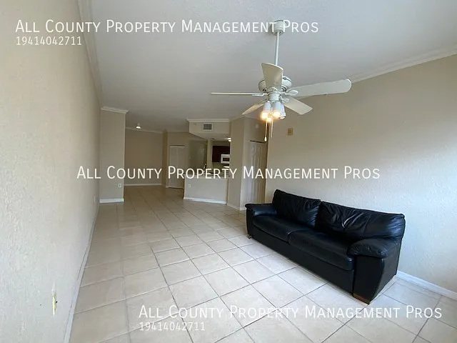Building Photo - 5600 Bentgrass Dr #108