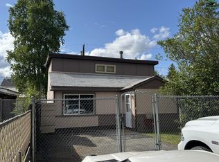 208 Maryleigh Ave, Fairbanks, AK 99701