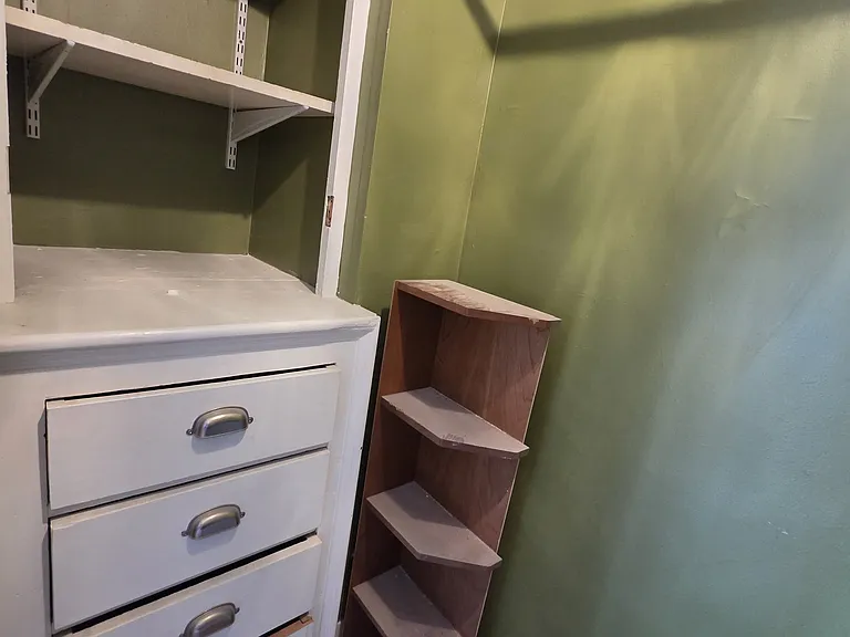 392 Porter Ave #2R — Photo 8