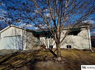 10520 N 137th St, Waverly, NE 68462