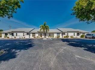 3914 SW 8th Ct APT 103, Cape Coral, FL 33914