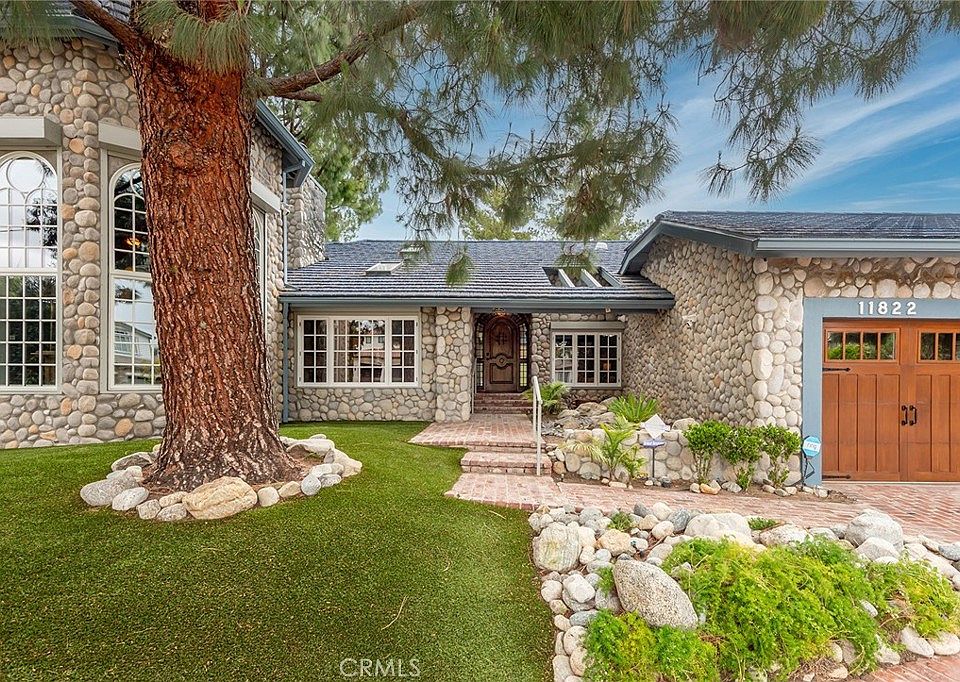 11822 Zelzah Ave, Granada Hills, CA 91344 | MLS #SR26086843 | Zillow