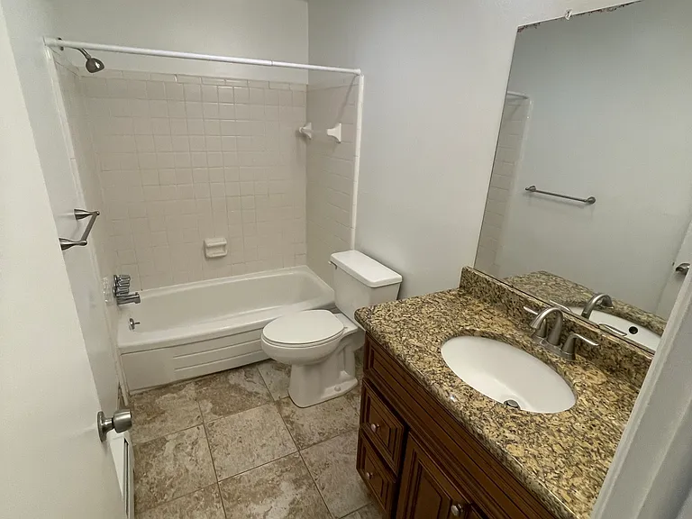 805 Plate St #103 — Photo 12