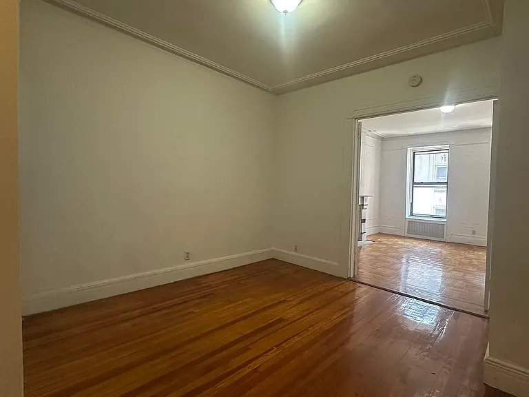 309 W 54th St #3A — Photo 12
