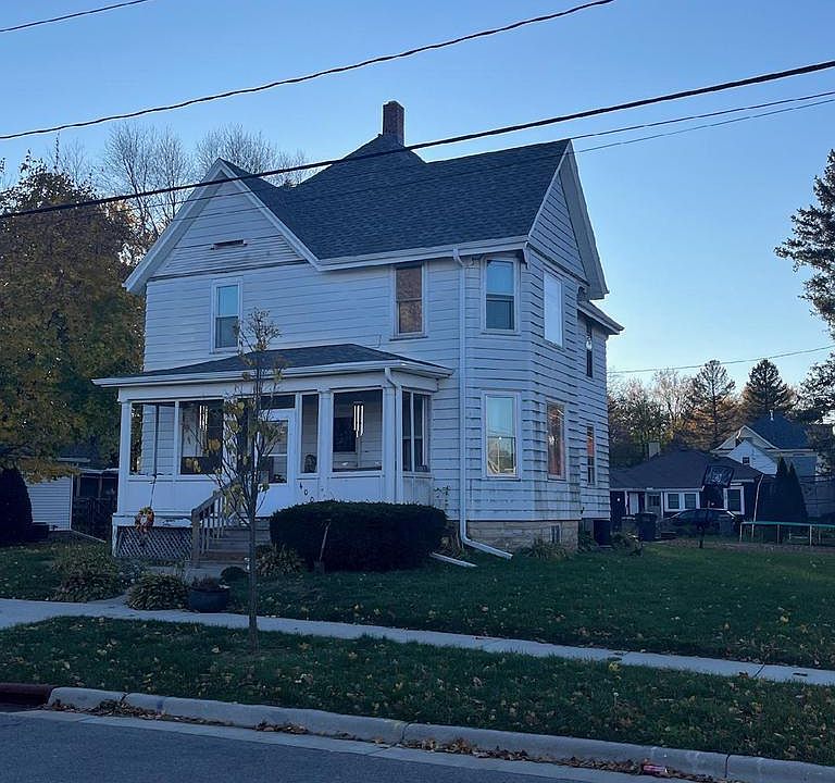 400 S Monroe St, Stoughton, WI 53589 MLS 1945962 Zillow