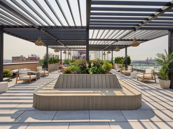 138 Bruckner Boulevard image 24 of 34