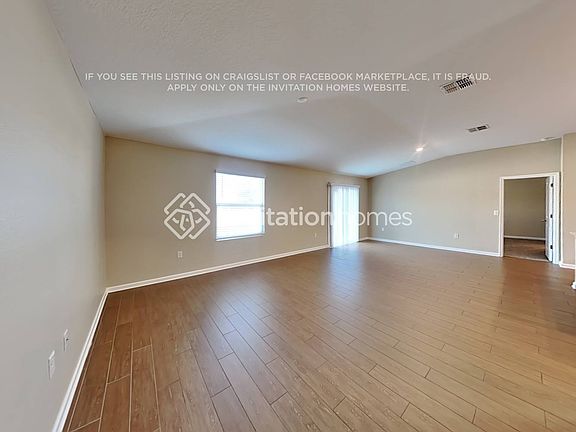 3rd image of 1042 Caitlin Loop