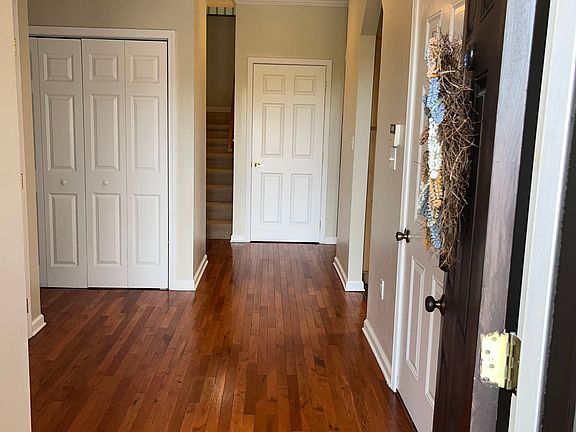 2nd image of 222 Roo Pl