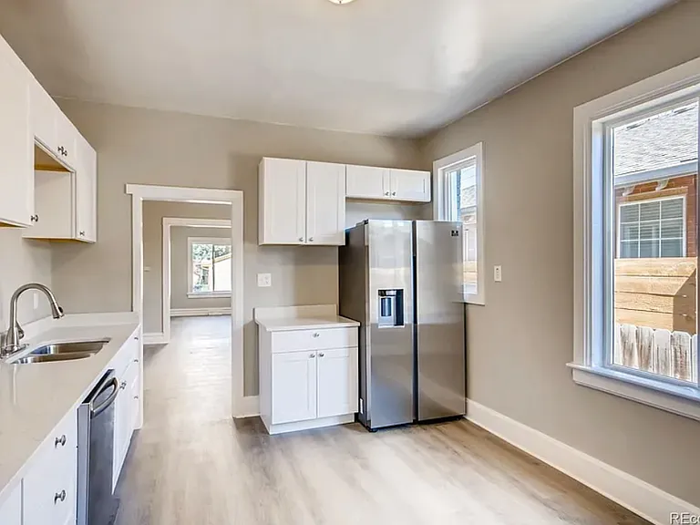 4352 Josephine St — Photo 5